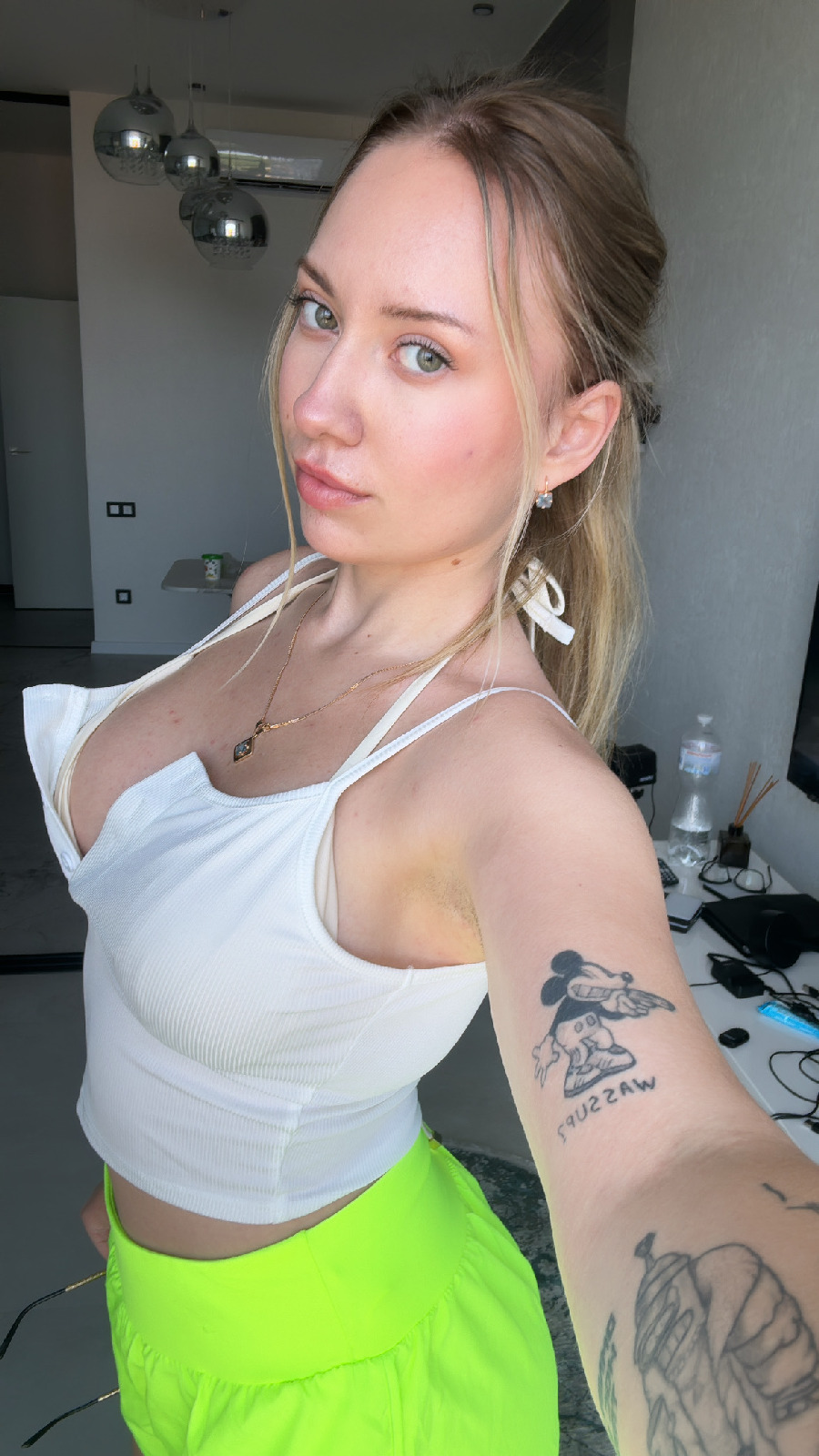 KateV in her underwear in Frankfurt am Main