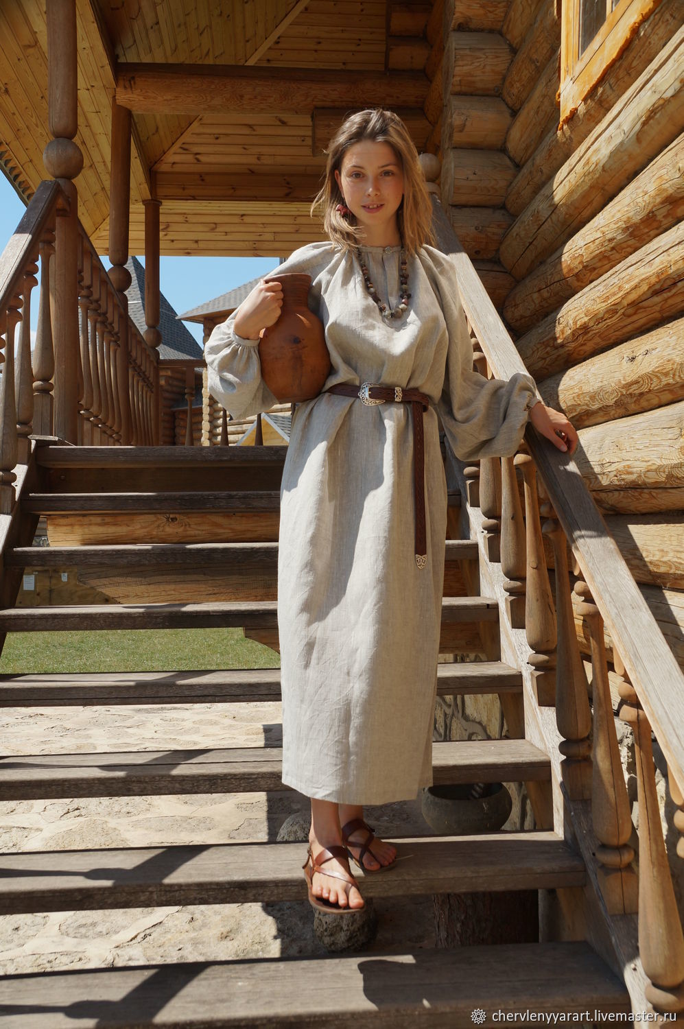 Girls in Slavic costumes in Frankfurt am Main