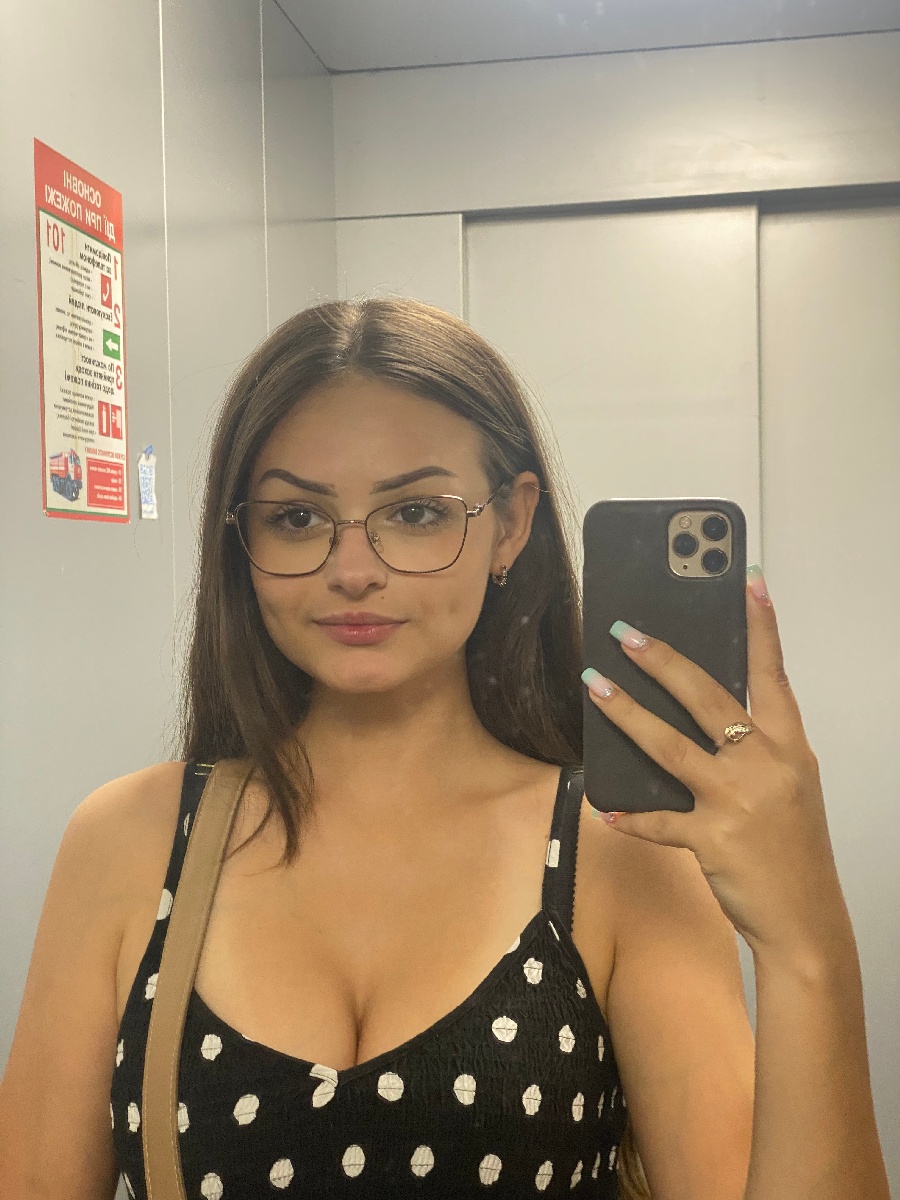 Sexy model Stacy in Frankfurt am Main